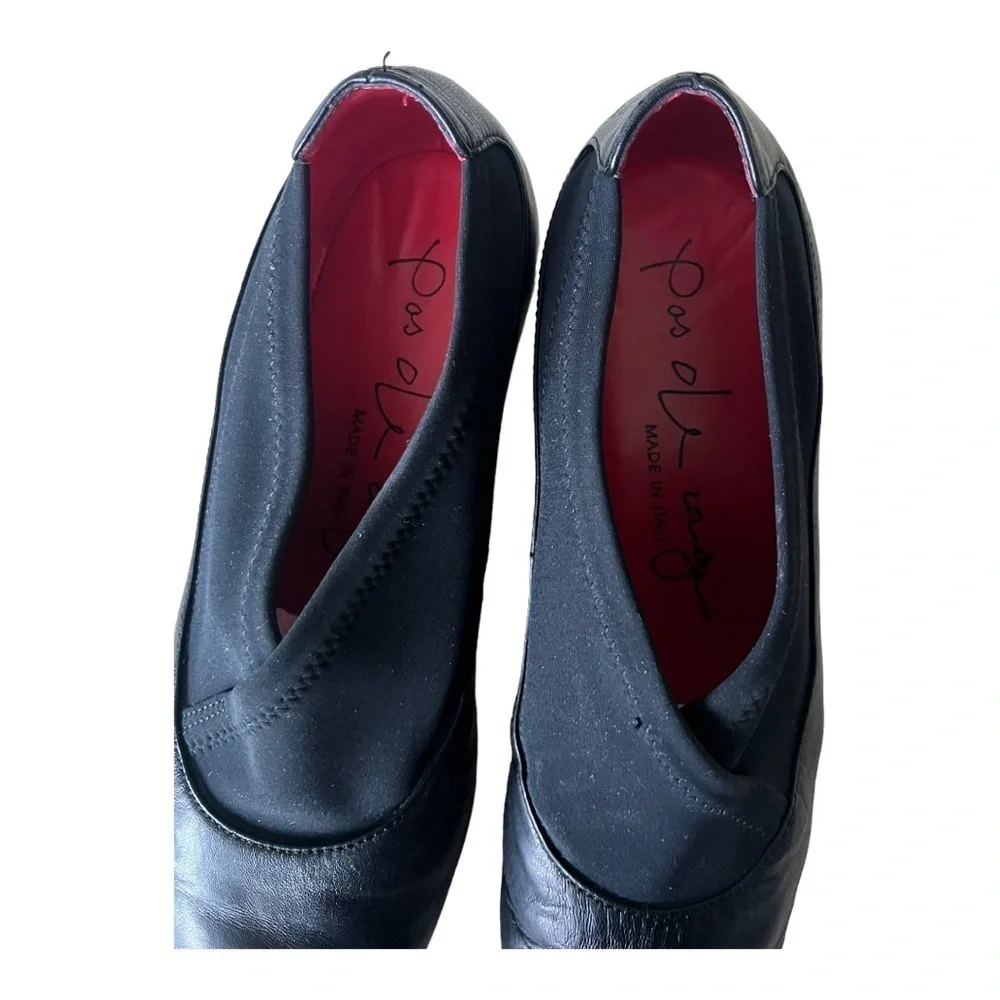 Pas De Rouge Black Leather Wedge Heel Pump Size 38( US 7.5)